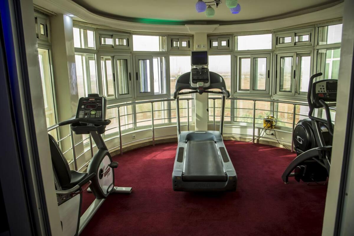 Hotel Univers 3 Aeroport Luxe Niamey Ngoại thất bức ảnh