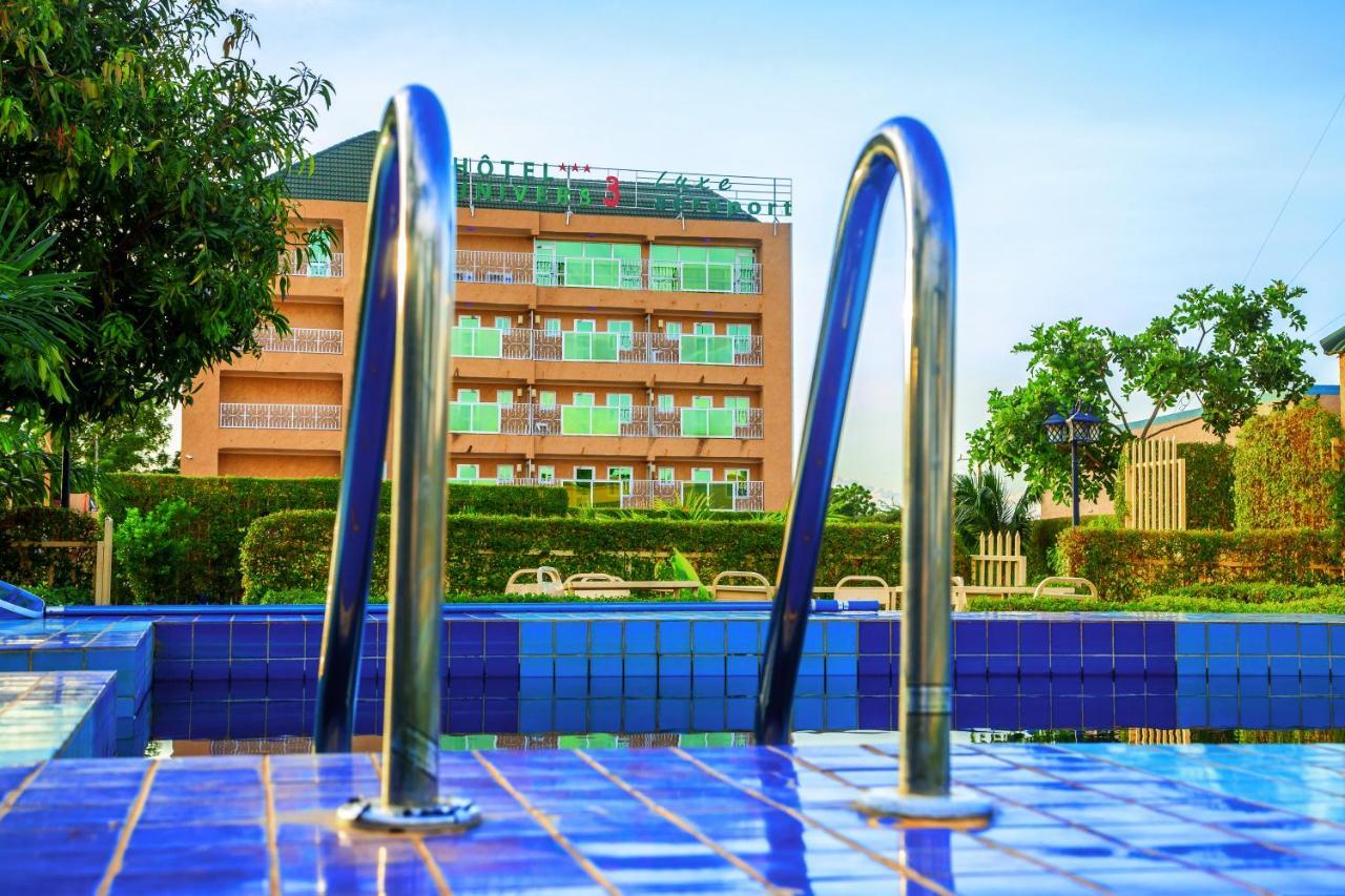 Hotel Univers 3 Aeroport Luxe Niamey Ngoại thất bức ảnh